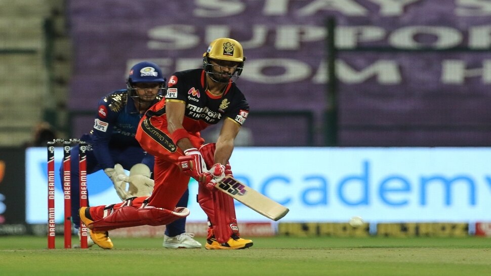बैंगलोर ने मुंबई को दिया 165 रनों का लक्ष्य RCB gives 165 runs target