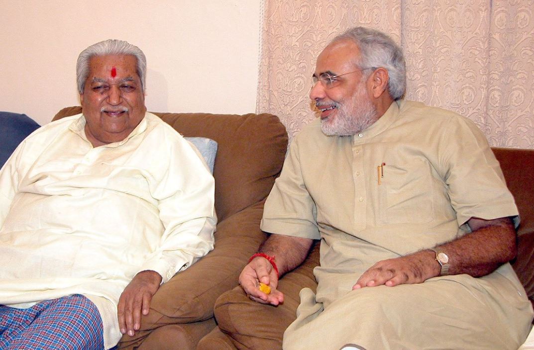 PM Modi condoles death of former Gujarat Chief Minister Keshubhai  Patel|केशुभाई 'पितातुल्य' थे, उनका जाना ऐसी क्षति जो कभी पूरी नहीं हो  पाएगी: PM मोदी| Hindi News, देश