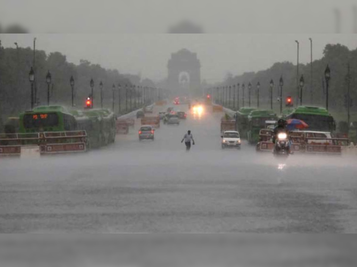 मौसम विभाग ने दिल्ली में पारे की रिकार्ड गिरावट की जानकारी दी है....