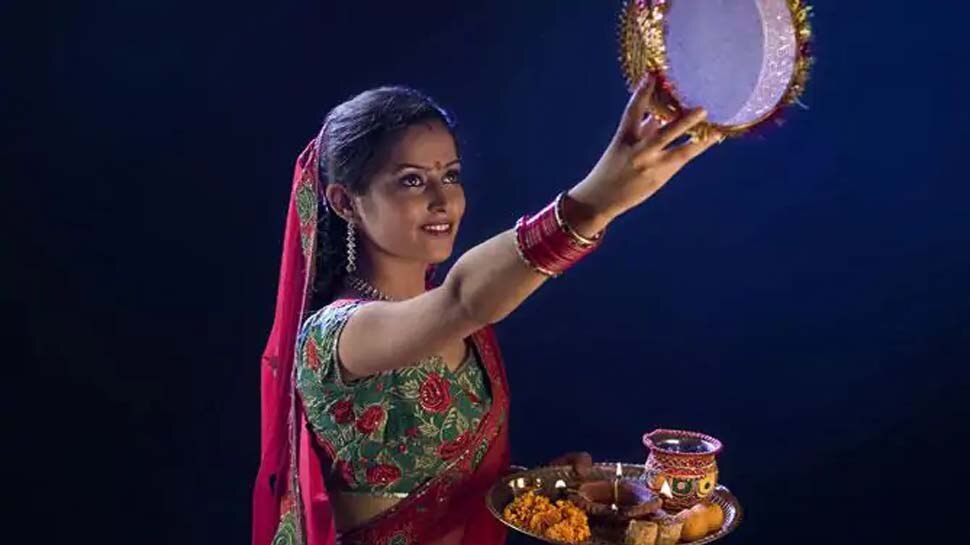 आपके काम की खबरः इस करवाचौथ बन रहा है ऐसा मुहूर्त, हर मनोकामना पूरी होगी आपके काम की खबरः इस करवाचौथ बन रहा है ऐसा मुहूर्त, हर मनोकामना पूरी होगी