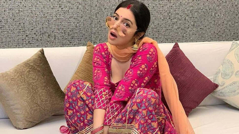 दिव्या खोसला Divya Khosla