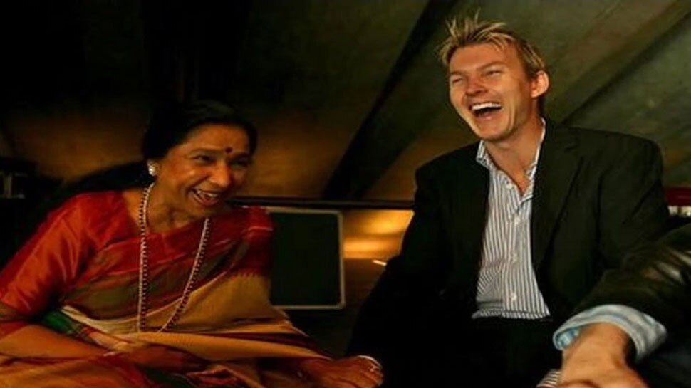 म्यूजिक से लगाव Brett Lee Asha Bhonsle Music
