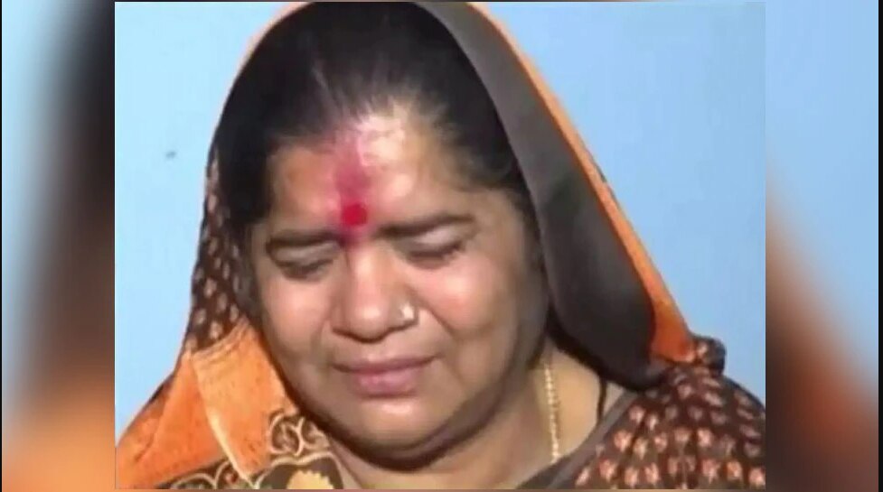 MP By-election: समधी सुरेश से हारीं इमरती, चर्चित डबरा सीट पर कांग्रेस का कब्जा