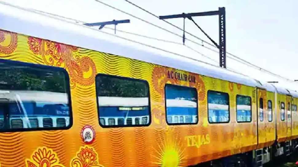 IRCTC had to shut down Tejas Express, know what is the reason | देश की पहली  प्राइवेट ट्रेन Tejas Express को IRCTC ने किया अचानक बंद, जानें वजह | Hindi  News,