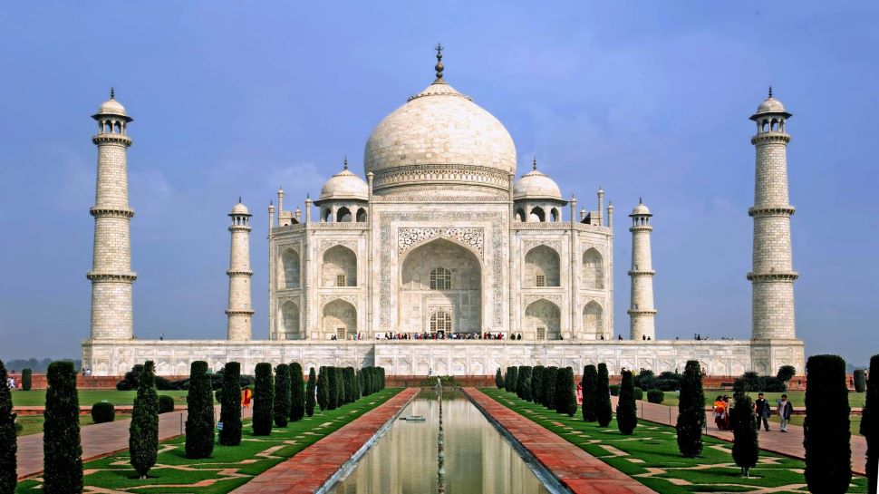 Top Monuments historical monuments of india which are famous for their architecture ...