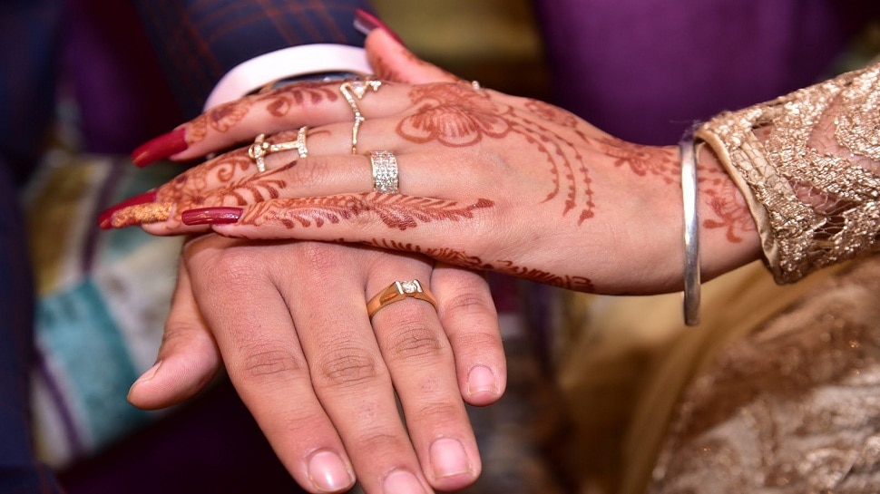 What to Expect at an Indian Wedding: Traditions & Customs