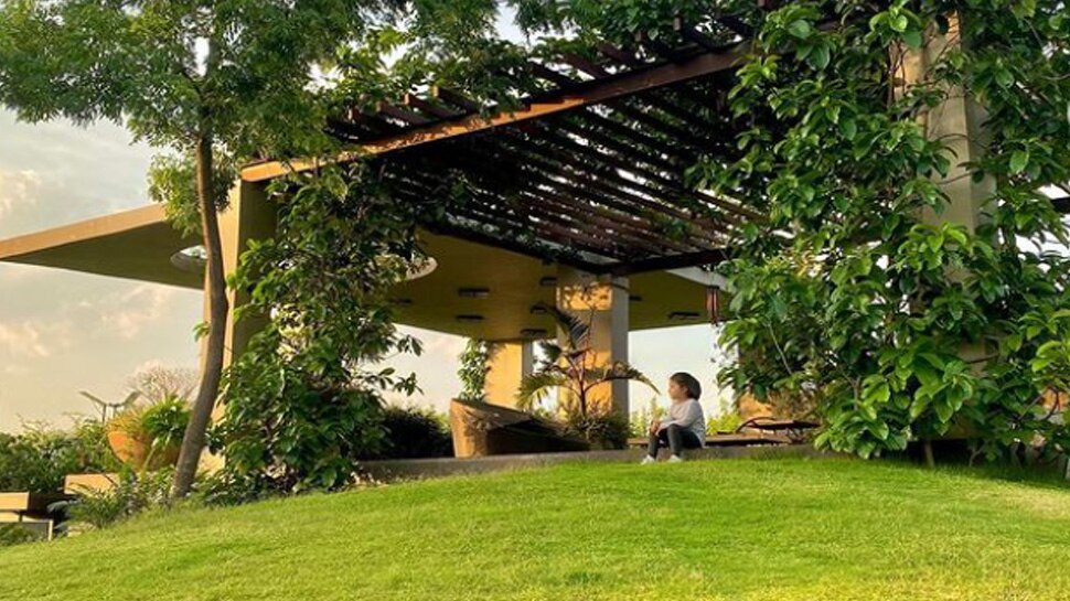 MS Dhoni को पसंद है ये काम MS Dhoni Farm house 4