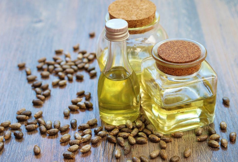 ये तेल हैं फायदेमंद Castor Oil and Vitamin E Oil