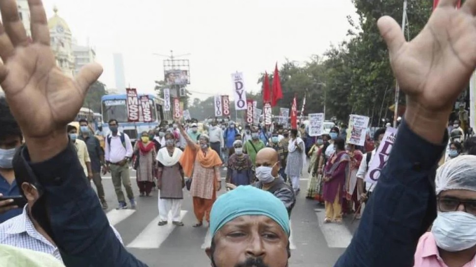 असंगठित, संगठित क्षेत्र के मजदूर हड़ताल पर Organised, unorganised sector workers are in strike