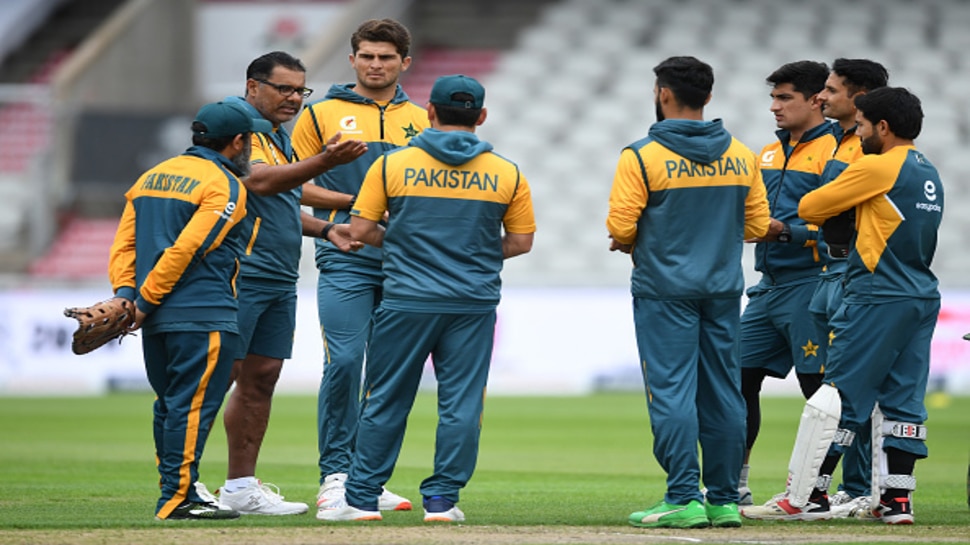 मुकाबले से पहले ही न्यूजीलैंड ने पाकिस्तान की लगाई क्लास, कोरोना लेकर घूम रहे थे 6 खिलाड़ी