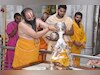 भगवान के स्नान से करें शुरुआत