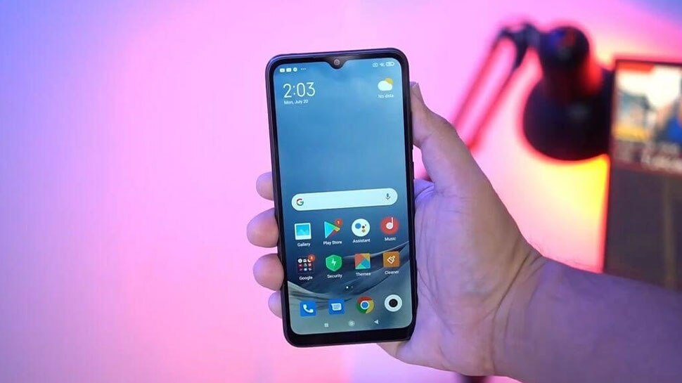 वाटरड्रॉप नॉच में है 5MP का फ्रंट कैमरा Redmi 9A Front Cameras
