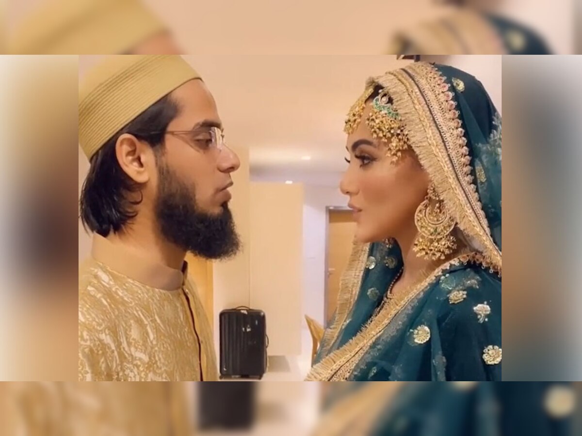 Sana Khan और Anas Sayied ने यूं प्यार से उतारी एक-दूजे की नजर, देखें VIDEO