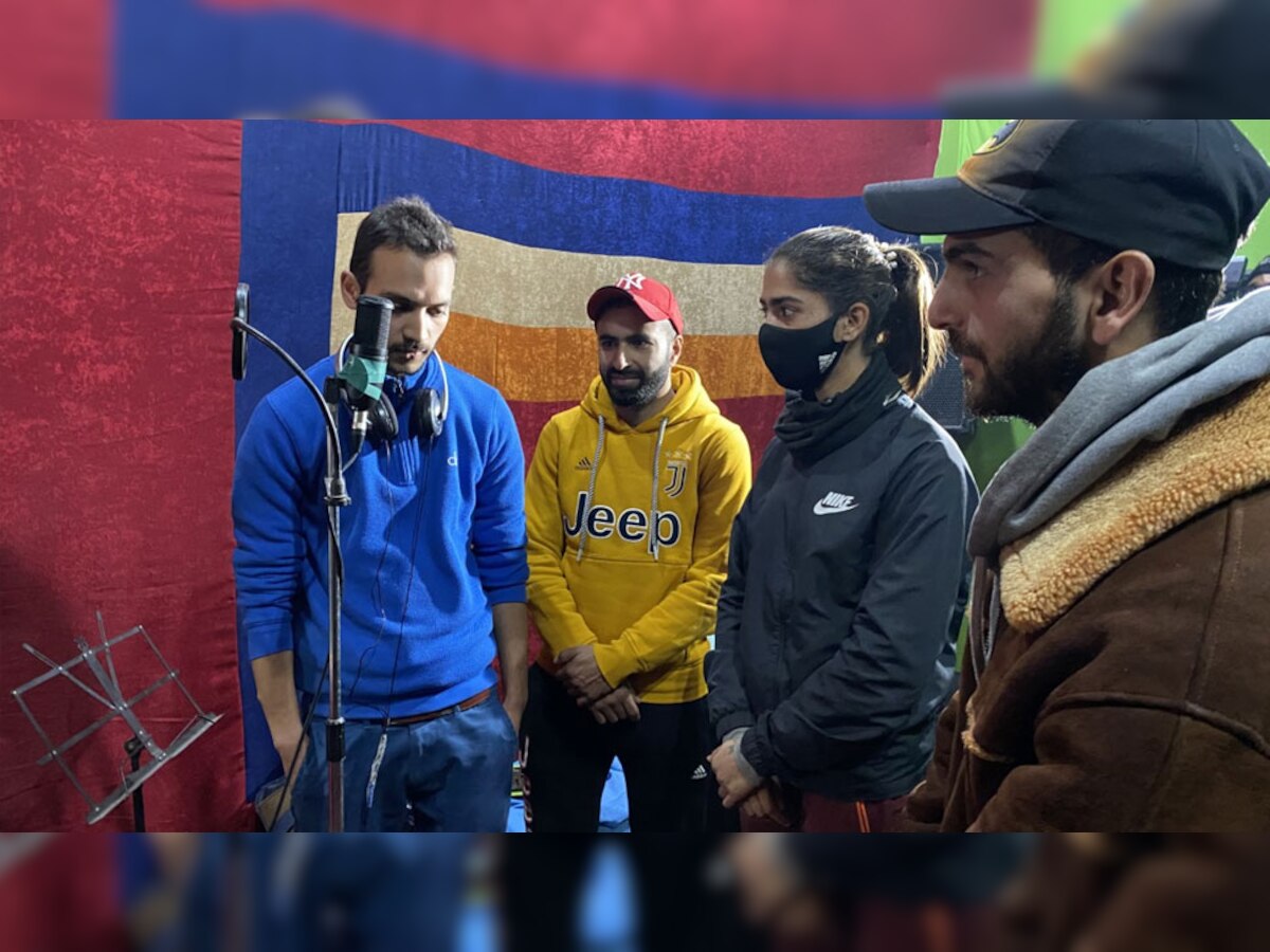 Kashmir को मिला अपना पहला Podcast, कश्मीरी युवाओं की ऐसे हो रही मदद