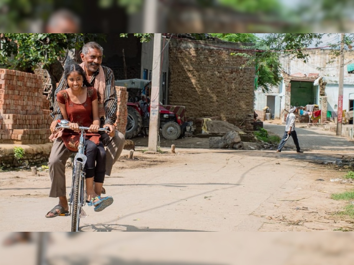 आश्रम के बाद Prakash Jha करेंगे 'मट्टू की साइकिल' पर सवारी, OTT प्लेटफॉर्म पर जल्द रिलीज होगी फिल्म 