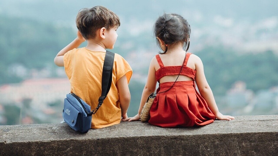 बच्चों के नाम रखती है सरकार Government Decides Children Name