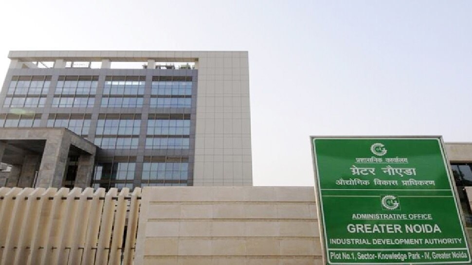 ग्रेटर नोएडा से गायब हो गए 2858 मेनहोल, अथॉरिटी ने लोगों से की ये अपील