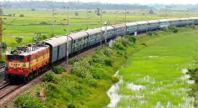 Indian Railway अब करेगी ज़मीन से कमाई 