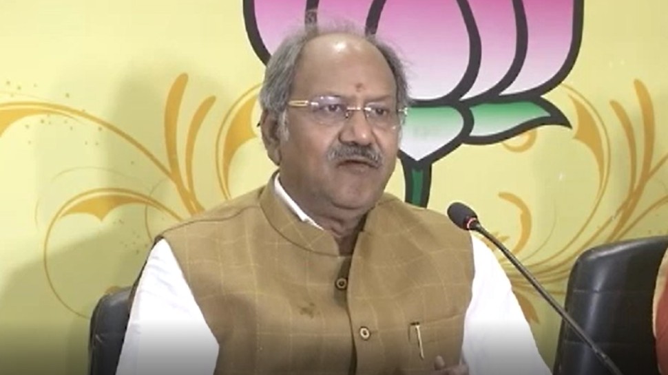 chhattisgarh brijmohan agrawal said urban naxal tukde tukde gang support farmers agitation bhupesh baghel government ngmp | पूर्व कृषि मंत्री का बयान- अर्बन नक्सल और टुकड़े-टुकड़े गैंग दे रहा ...