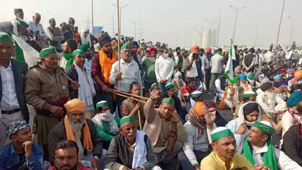 Farmers Protest: किसानों का आंदोलन 20वें दिन भी जारी, सरकार बातचीत के लिए तैयार Farmers Protest: किसानों का आंदोलन 20वें दिन भी जारी, सरकार बातचीत के लिए तैयार