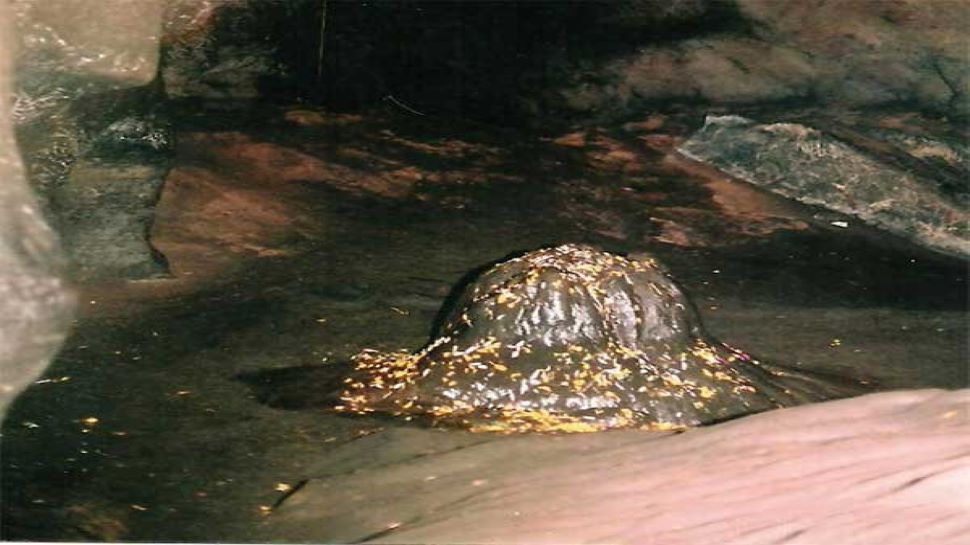 इस गुफा में आज भी मौजूद है भगवान गणेश का कटा हुआ स‌िर, यहां और भी हैं कई रहस्य