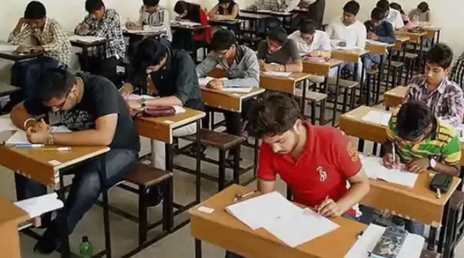 JEE Main Exam  2021 में क्या हुआ बड़ा बदलाव, जानिए यहां