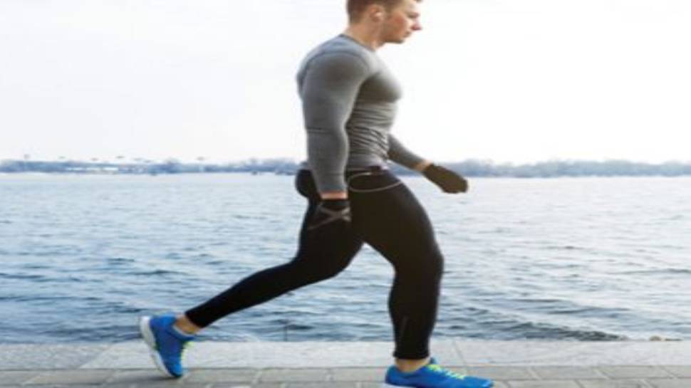 घर पर ही चलने-फिरने से रहेंगे फिट walking exercise