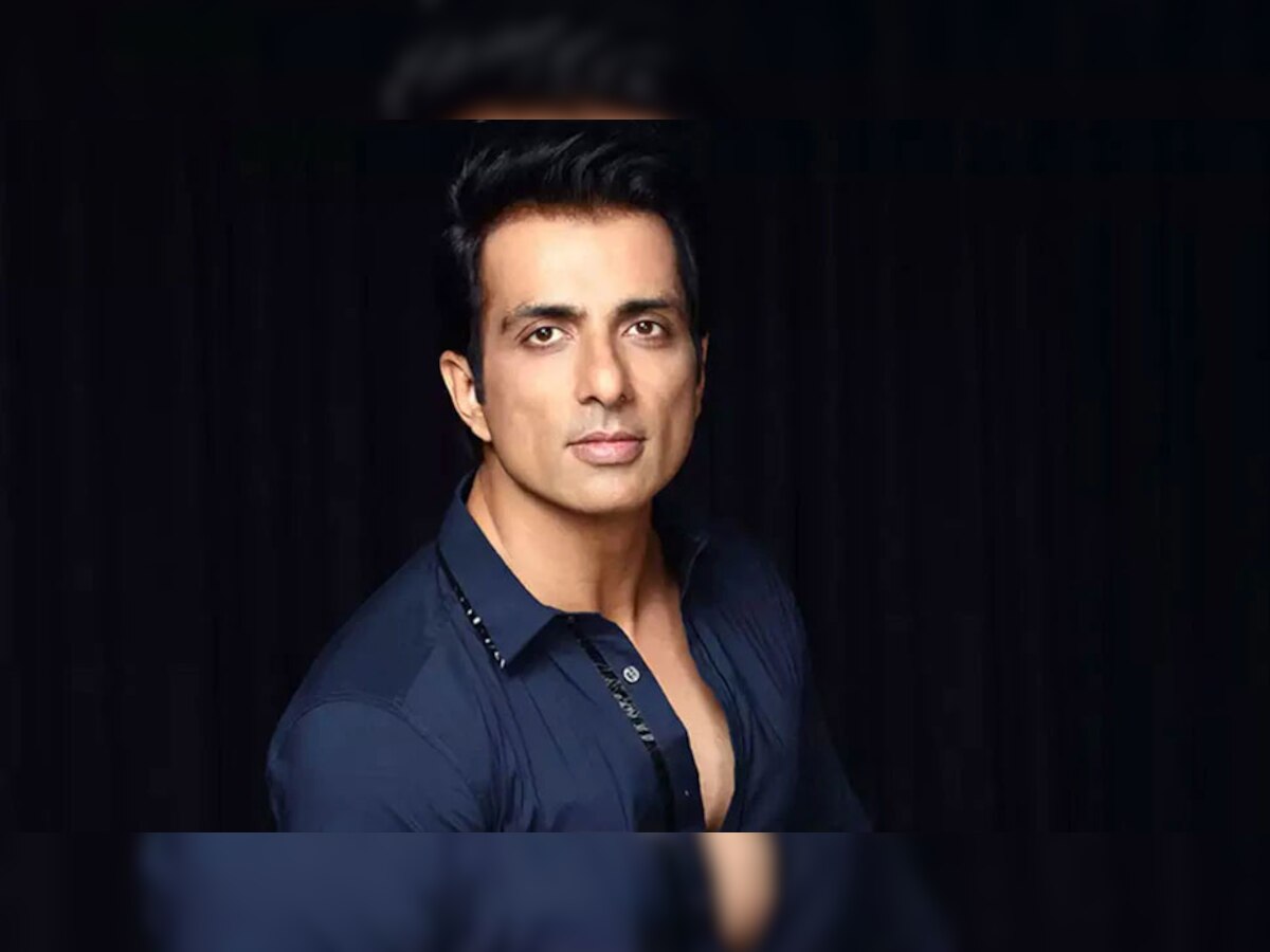 अगर आपके पास काम नहीं है तो Sonu Sood करेंगे हेल्‍प, जानिए कैसे