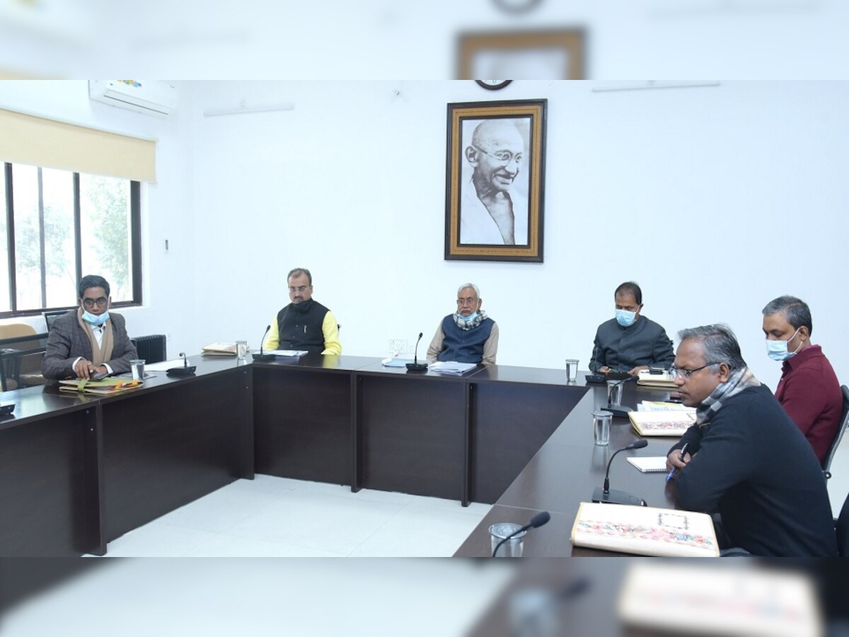 CM नीतीश ने की स्वास्थ्य विभाग की समीक्षा. (तस्वीर साभार-@NitishKumar)