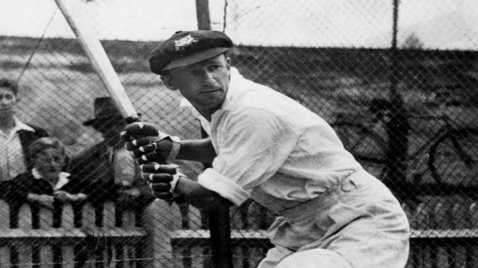 रिकॉड कीमत पर नीलाम हुई Sir Don Bradman की Baggy Green Test Cap, रकम जानकर हैरान रह जाएंगे आप रिकॉड कीमत पर नीलाम हुई Sir Don Bradman की Baggy Green Test Cap, रकम जानकर हैरान रह जाएंगे आप