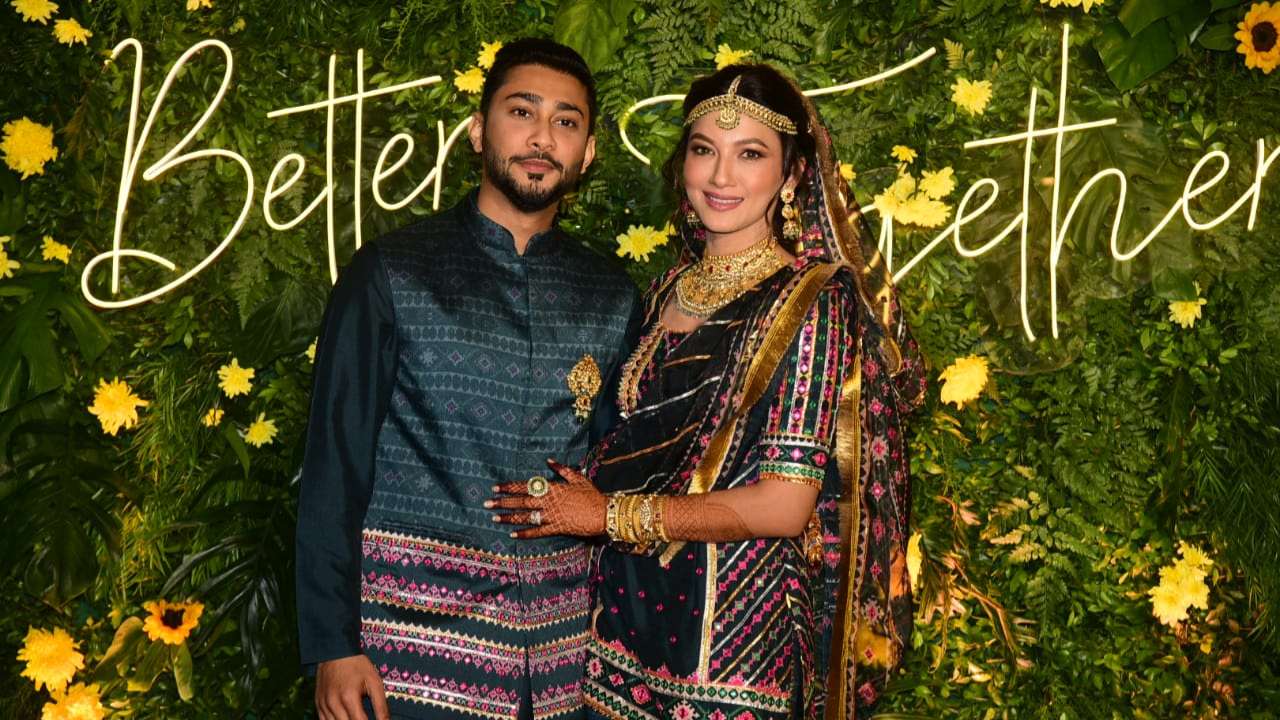 दोनों की जोड़ी है बेहद खूबसूरत Gauahar Khan Sangeet Ceremony photos