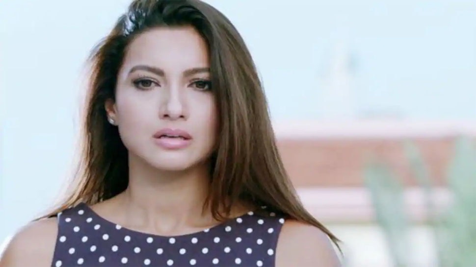 लिप सर्जरी करा चुकी हैं गौहर खान Gauhar Khan has undergone lip surgery