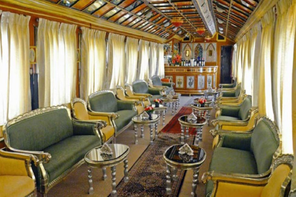 Palace on wheels