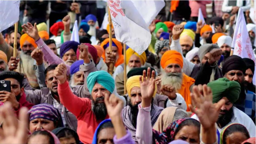 Farmers Protest: बातचीत के लिए सरकार का तय समय किसानों ने स्वीकारा, पूछा ये सवाल Farmers Protest: बातचीत के लिए सरकार का तय समय किसानों ने स्वीकारा, पूछा ये सवाल