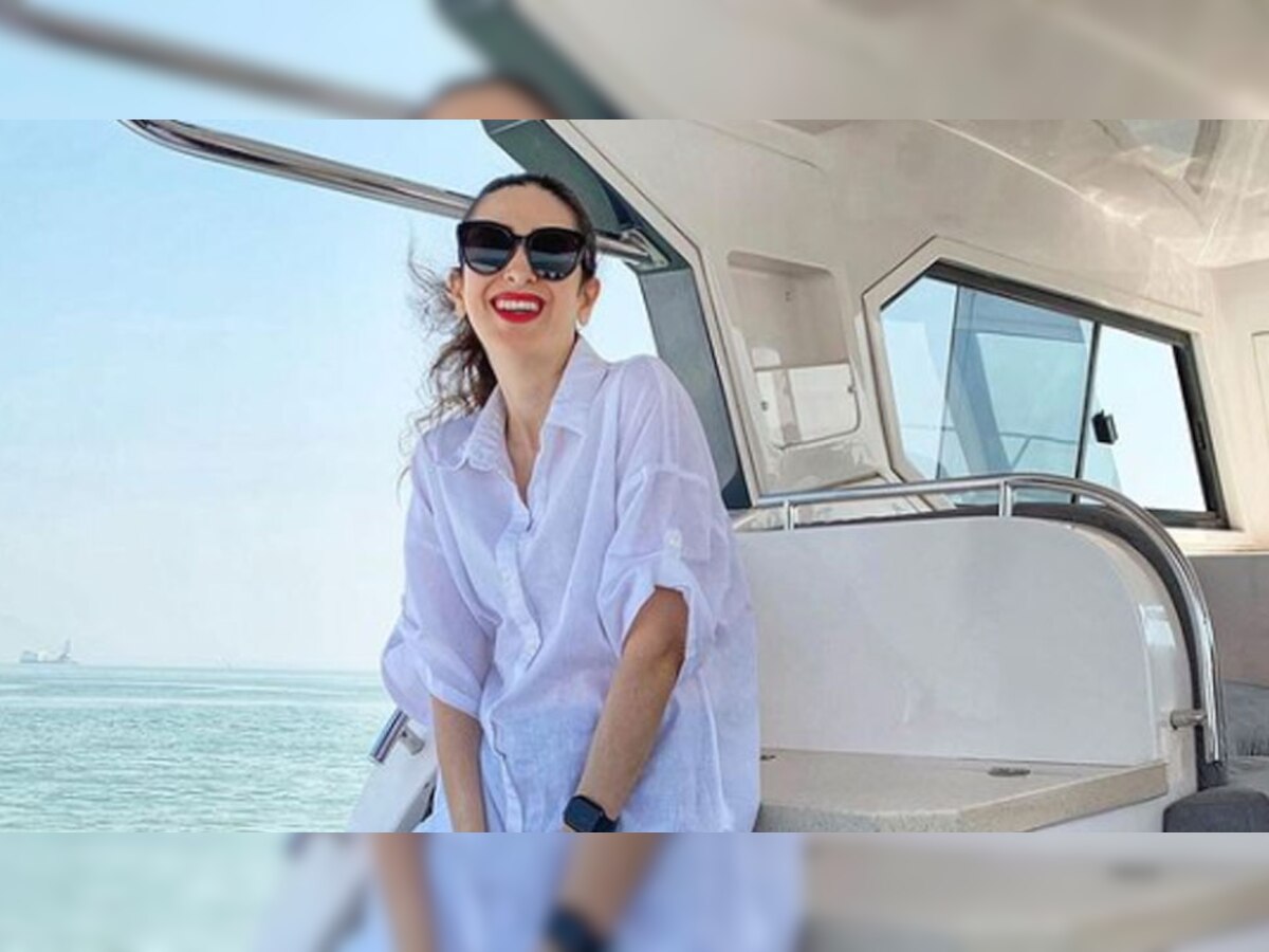 साल के अंतिम दिनों का यूं लुत्फ ले रही हैं Karisma Kapoor, इंटरनेट पर छाई PHOTO