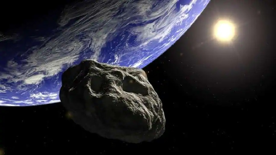 NASA की चेतावनी, नए साल पर पृथ्वी की ओर आ रहे हैं बड़े ऐस्टरॉयड