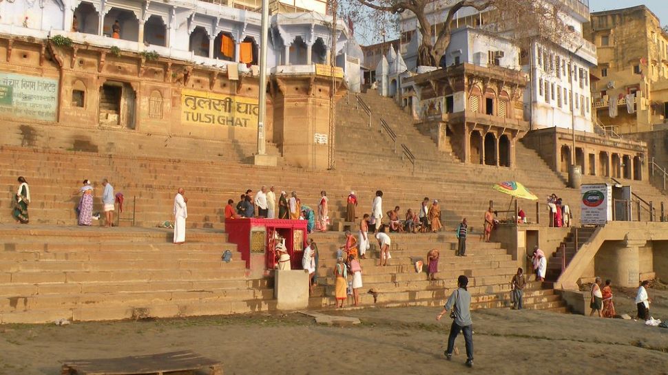 Visit Tulsi Ghat In Varanasi To Witness Treta Yug | Tulsi Ghat में आज ...