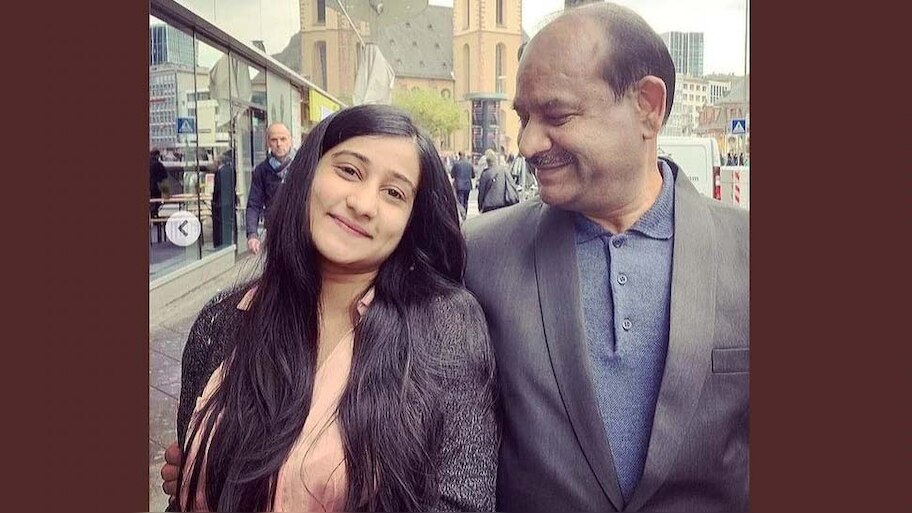 बेटी ने बढ़ाया मानः लोकसभा स्पीकर ओम बिड़ला की बेटी फर्स्ट अटेम्प्ट में बनीं IAS, बताया कामयाबी का राज