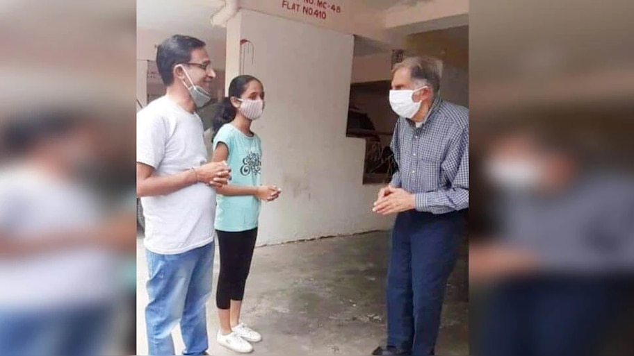जब अचानक अपने कर्मचारी का हाल जानने उसके घर पहुंच गए रतन टाटा