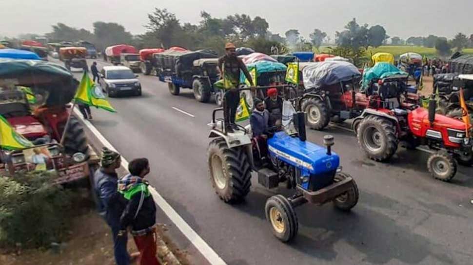 Farmers Protest Live: Farmers to march on highway ring around Delhi in  tractors to press their demands | Farmers Protest: 8वें दौर की बातचीत से  पहले किसानों का शक्ति प्रदर्शन, आज निकालेंगे