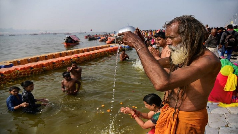 Makar Sankranti 2021: 14 जनवरी को है मकर संक्रांति, जानिए कब और कैसे करें स्नान और दान