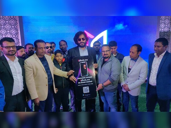 कार्यक्रम में मौजूद रवि किशन. 