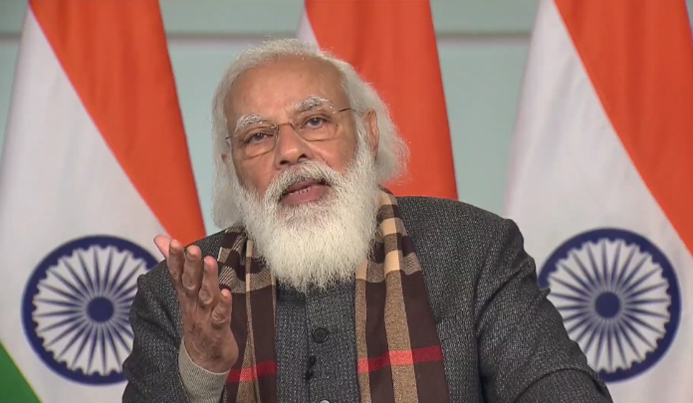 "देश में पहली बार किसी एक जगह के लिए 8 ट्रेनों को दिखाई गई हरी झंडी" "देश में पहली बार किसी एक जगह के लिए 8 ट्रेनों को दिखाई गई हरी झंडी"