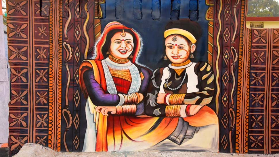 Haridwar Mahakumbh Beautiful wall paintings in the city on CM Trivendra