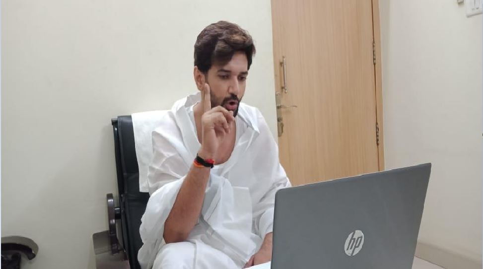 27 नेताओं ने छोड़ा LJP का साथ, केशव सिंह बोले- PK के साथ मिलकर चिराग ने किया चुनाव में काम