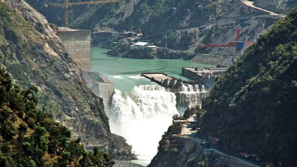 केंद्र सरकार ने रातले हाईड्रो प्रोजेक्ट के निवेश प्रस्ताव को दी हरी झंडी, 4000 लोगों को मिलेगा रोजगार केंद्र सरकार ने रातले हाईड्रो प्रोजेक्ट के निवेश प्रस्ताव को दी हरी झंडी, 4000 लोगों को मिलेगा रोजगार