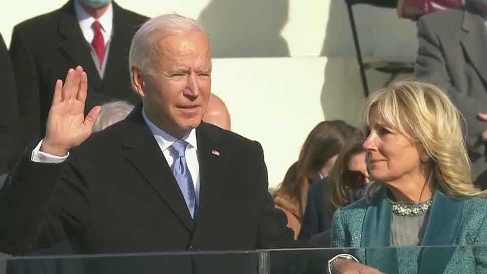 Joe Biden बने अमेरिका के 46वें राष्ट्रपति, पहली महिला उपराष्ट्रपति बनीं Kamala Harris Joe Biden बने अमेरिका के 46वें राष्ट्रपति, पहली महिला उपराष्ट्रपति बनीं Kamala Harris