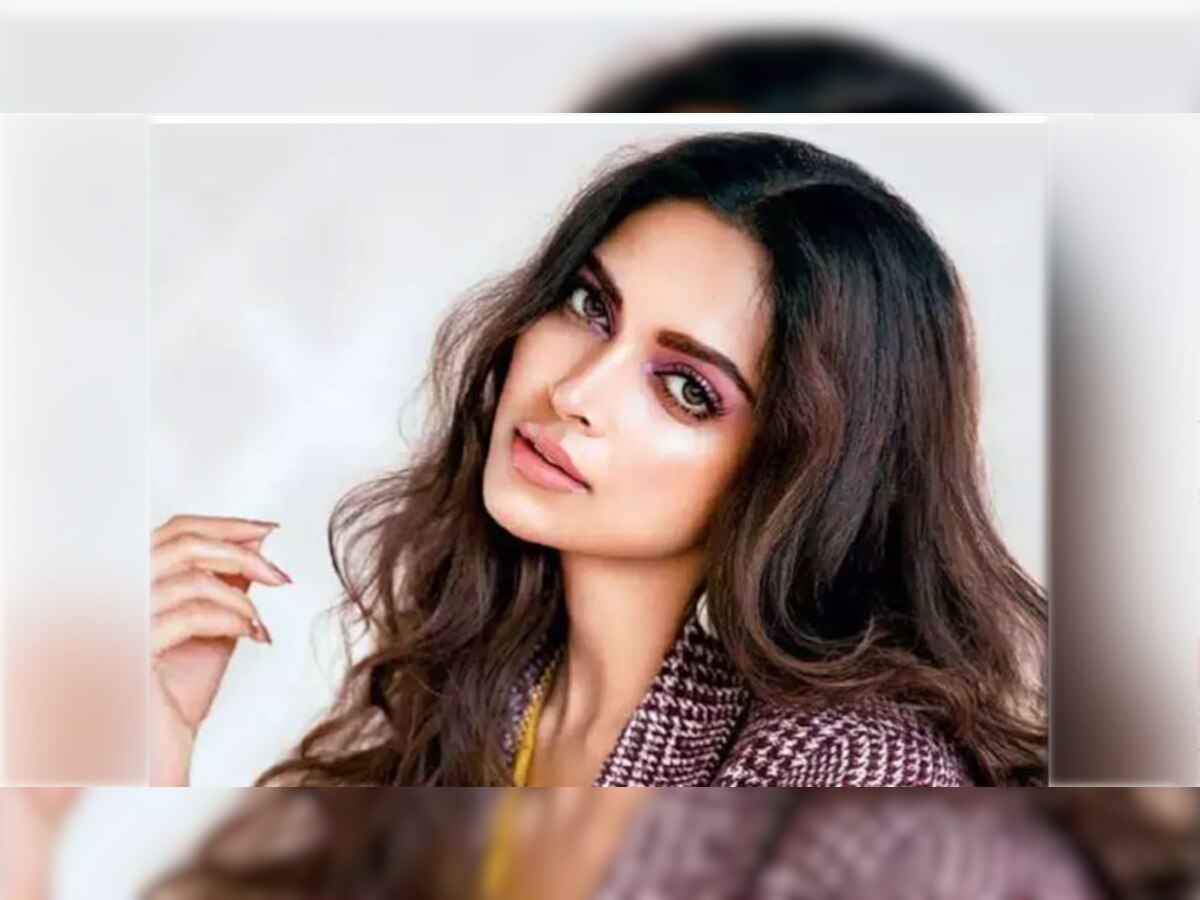 OMG! इस मामले में Deepika Padukone बनीं देश की नंबर 1 एक्ट्रेस