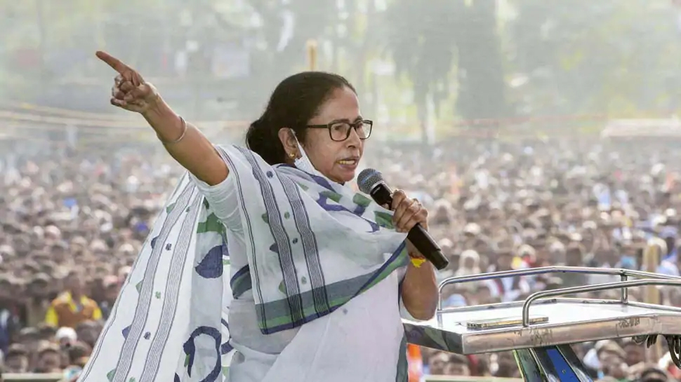 ममता बनर्जी ने दिया नया नारा, कहा- हरे कृष्णा हरे राम, बिदाई जावो बीजेपी-बाम ममता बनर्जी ने दिया नया नारा, कहा- हरे कृष्णा हरे राम, बिदाई जावो बीजेपी-बाम