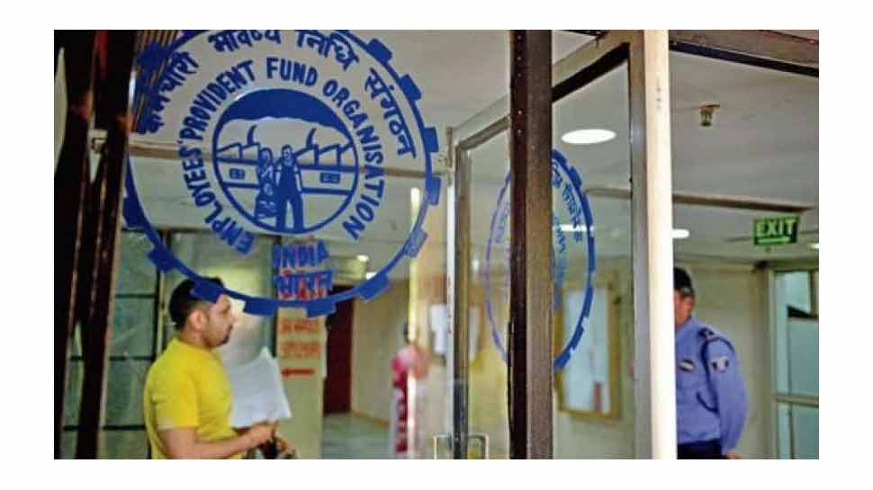PF News: बढ़ जाएगा EPFO का दायरा, असंगठित क्षेत्र के कर्मचारियों का होगा फायदा PF News: बढ़ जाएगा EPFO का दायरा, असंगठित क्षेत्र के कर्मचारियों का होगा फायदा